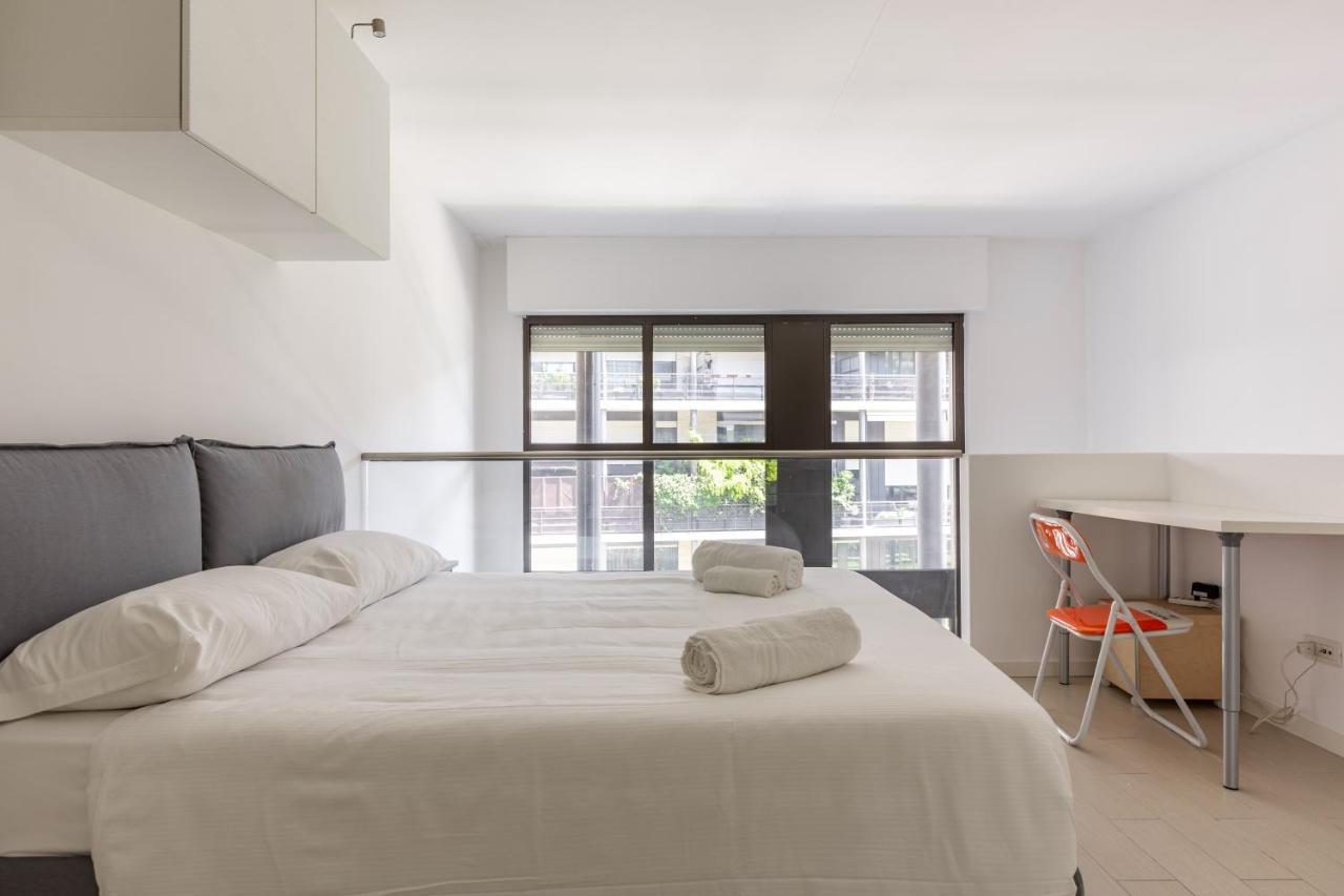 Elegant Loft With Balcony! Daire Milano Dış mekan fotoğraf