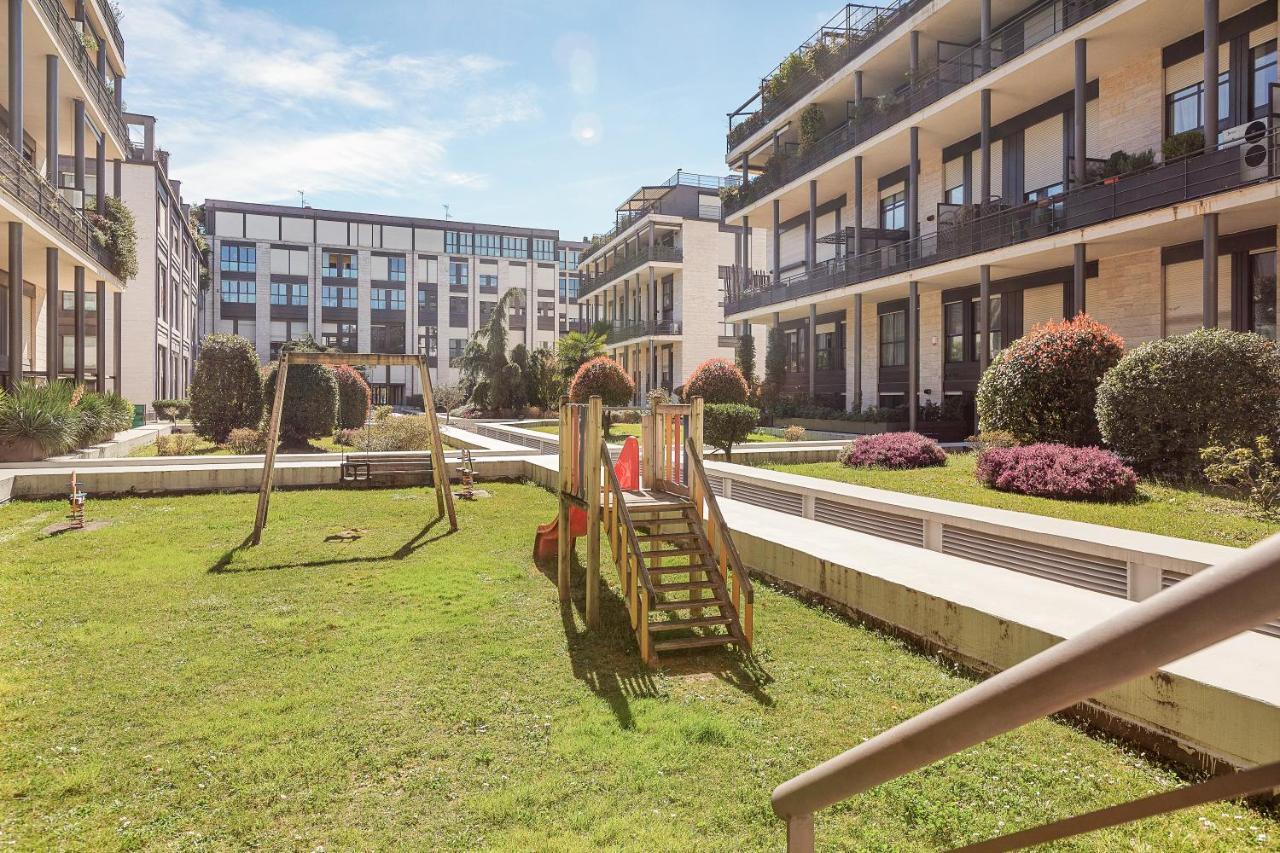Elegant Loft With Balcony! Daire Milano Dış mekan fotoğraf