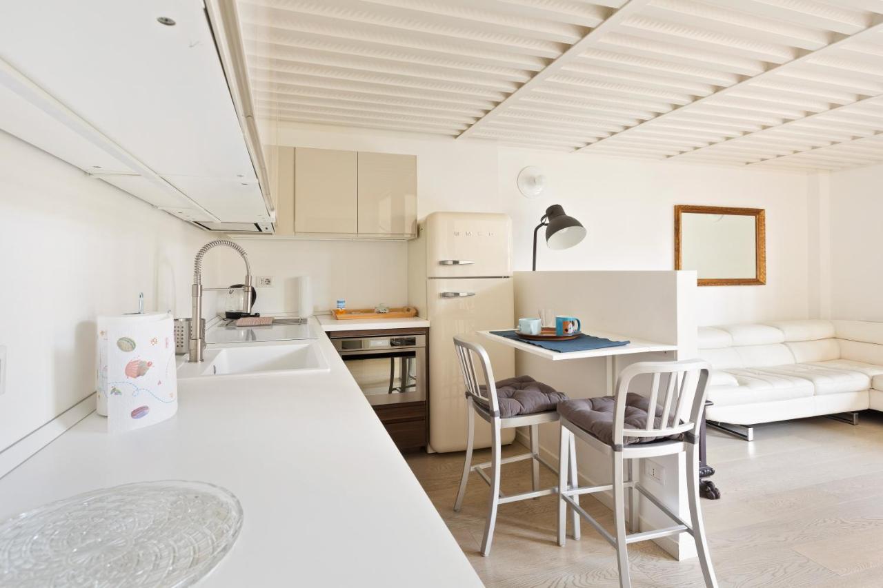 Elegant Loft With Balcony! Daire Milano Dış mekan fotoğraf